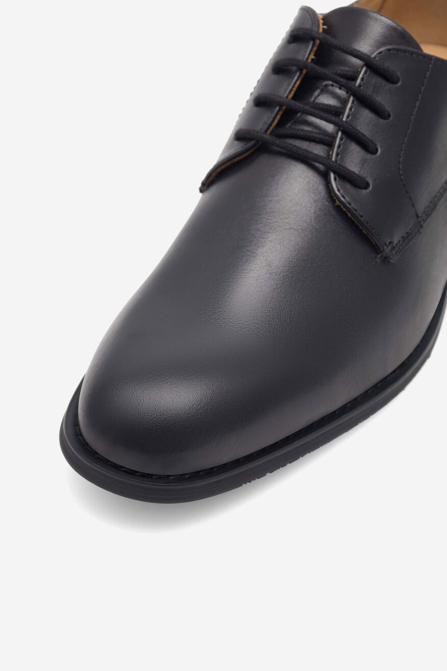 Półbuty Gino Rossi FABIO-02 123AM Czarny