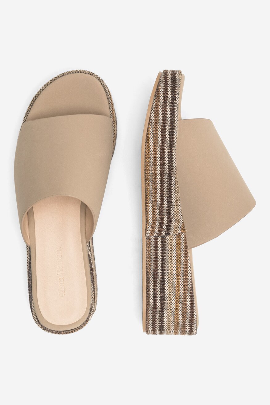 Klapki Clara Barson ALFA WS22127-05 Beżowy