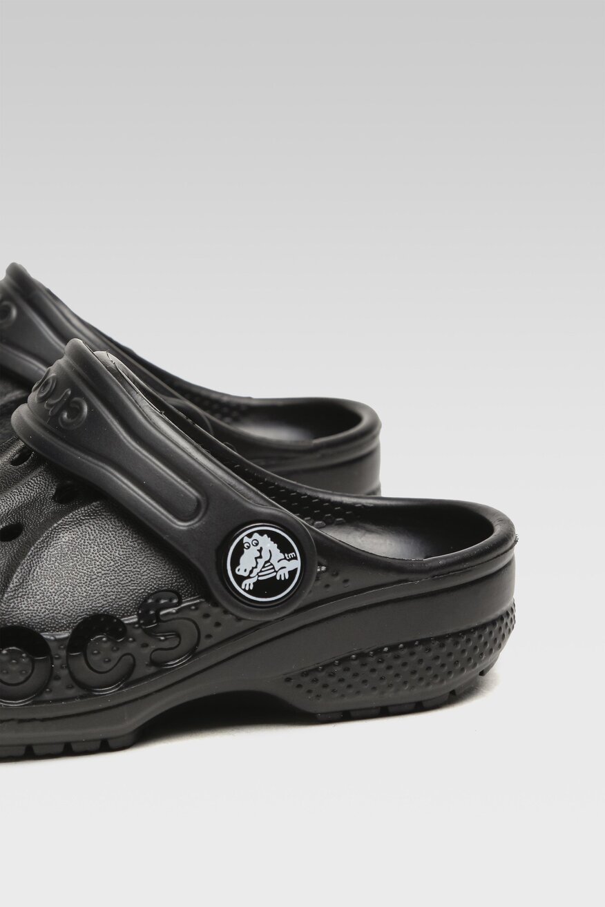 Klapki basenowe Crocs BAYA CLOG K 207012-001 Czarny