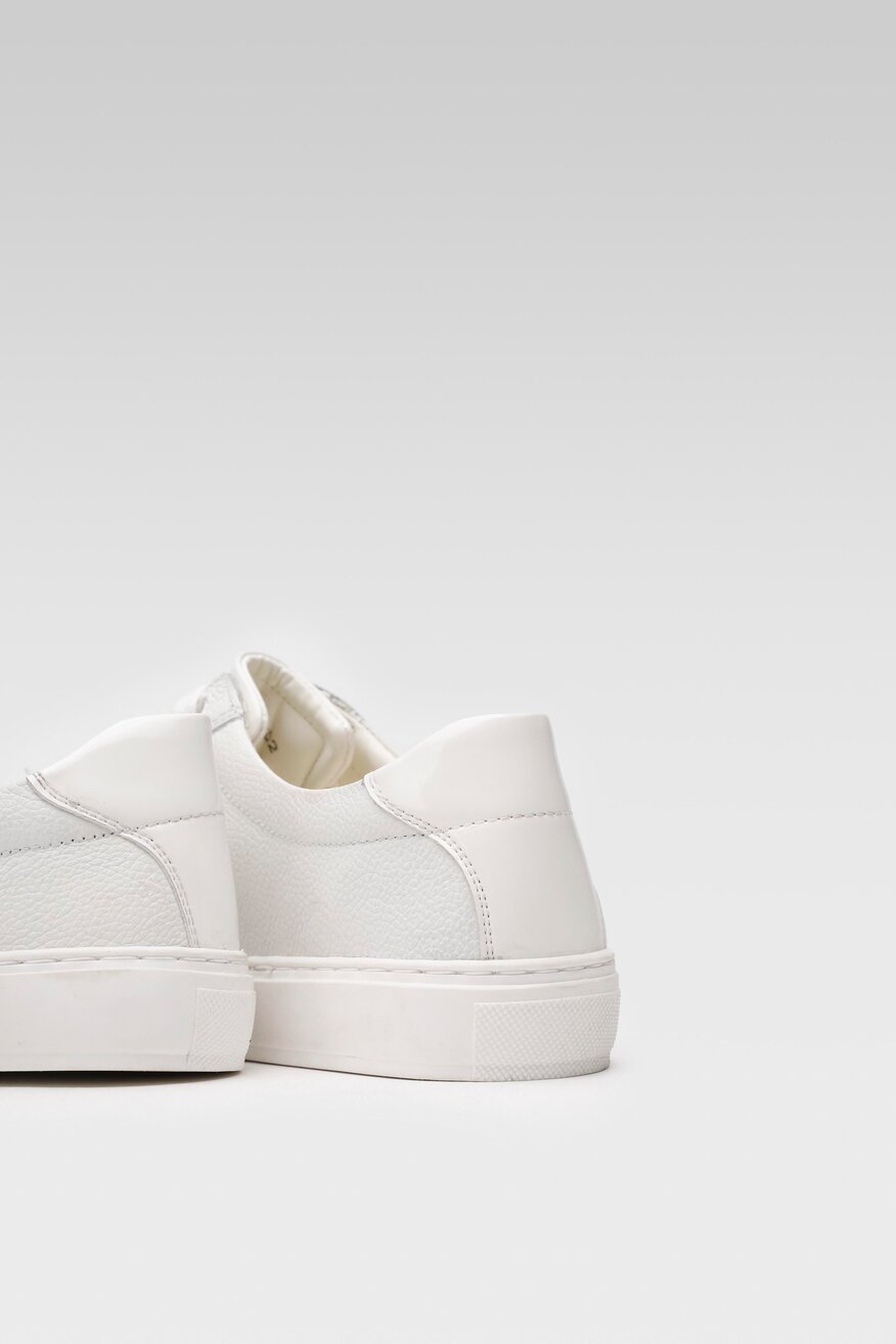 Półbuty Sarah Karen WI23-HOLLAND-01 Biały