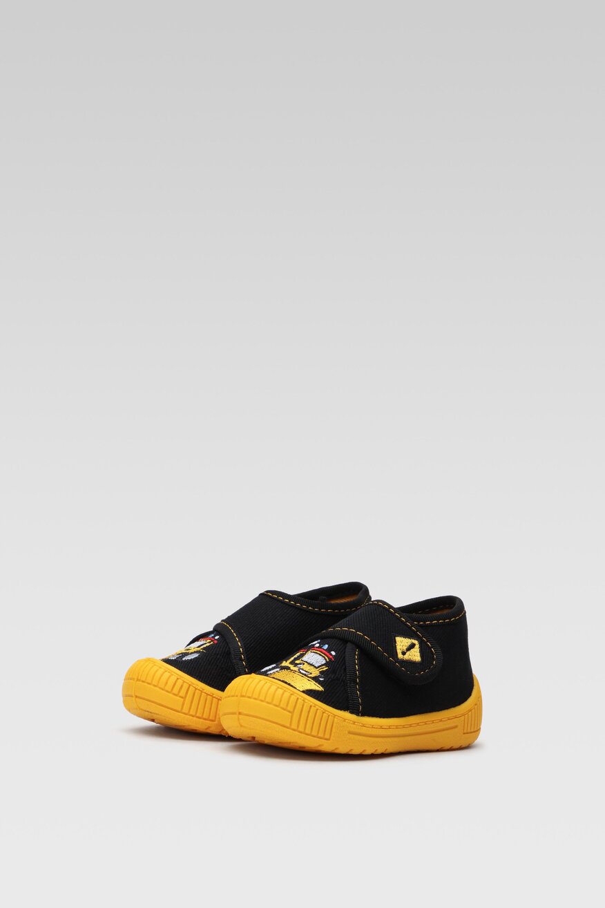 Kapcie MB MB 2SK4/17 Czarny