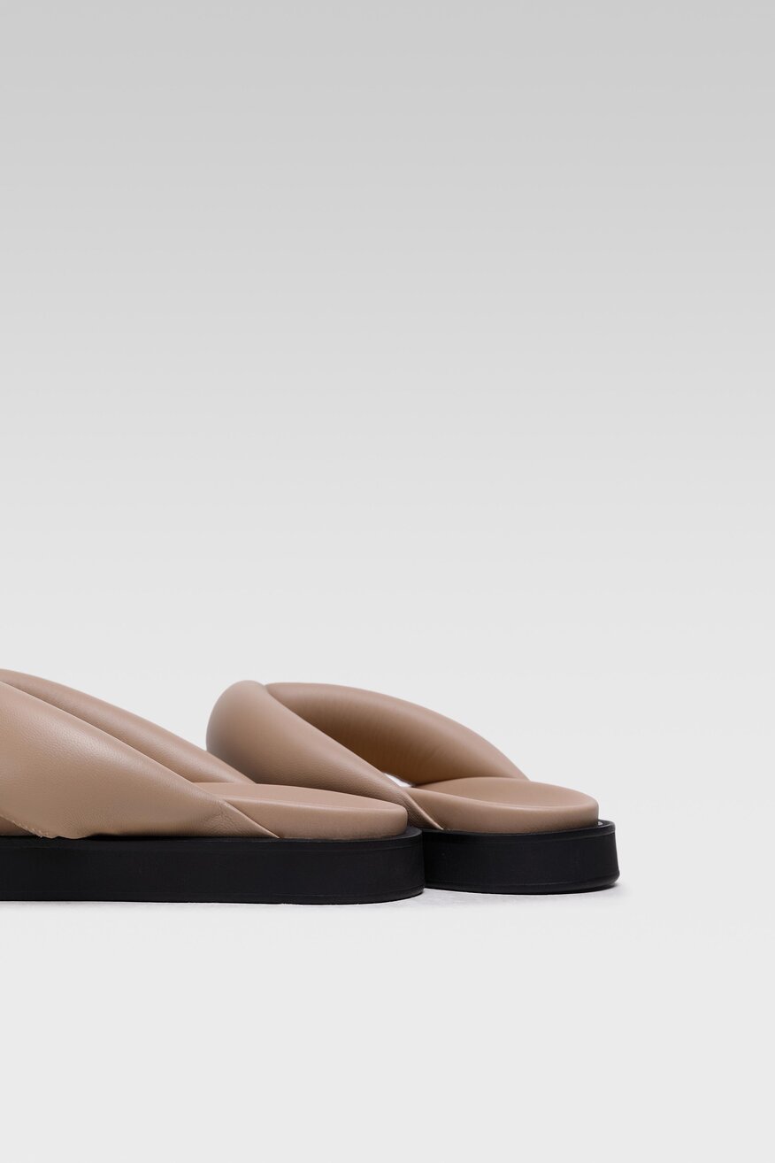 Klapki Gino Rossi VI-005-22-1 Beżowy