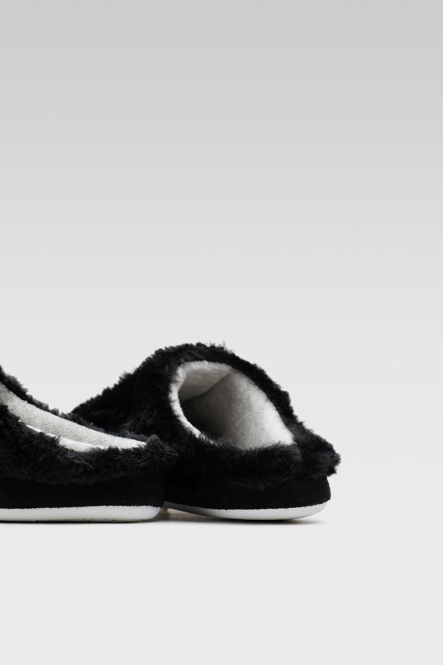 Kapcie Action Boy 22SAG5005 Czarny