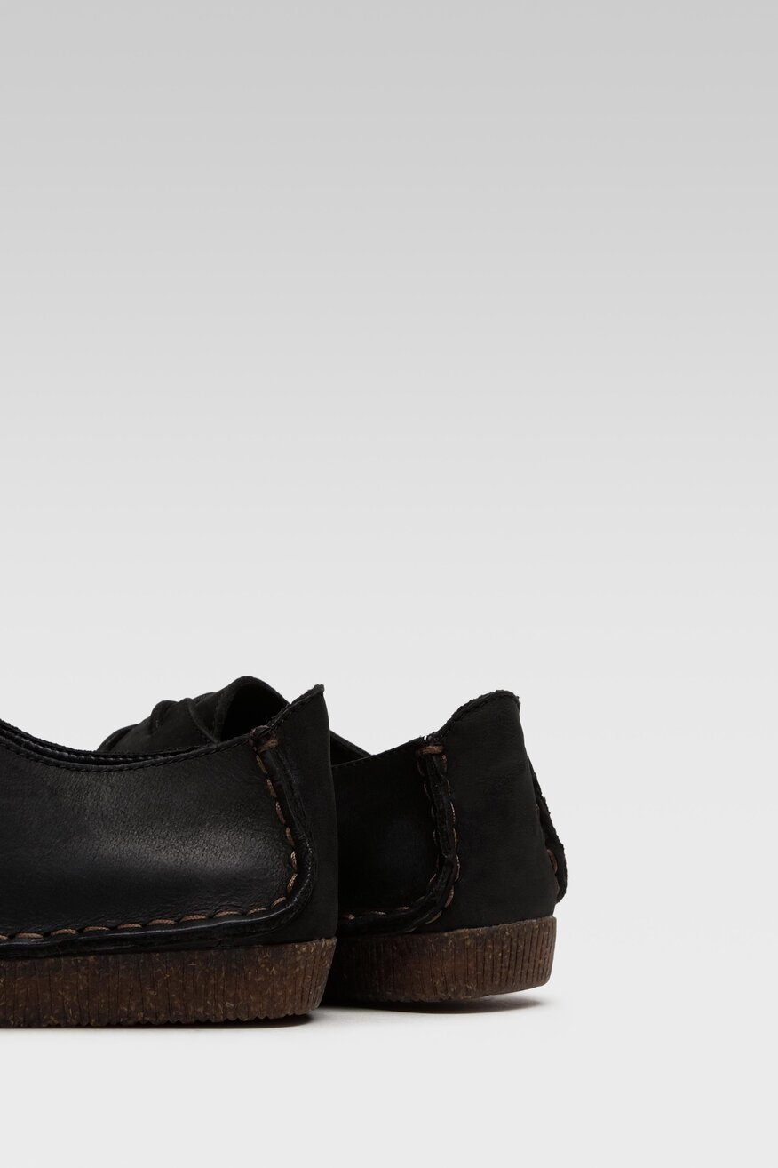 Półbuty Clarks 26111428 Czarny