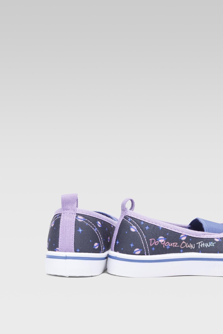 Kapcie Disney Classics CP76-AW22-060DLIS Fioletowy