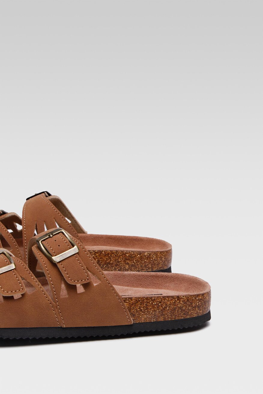 Klapki Go Soft AGK21118 Camel