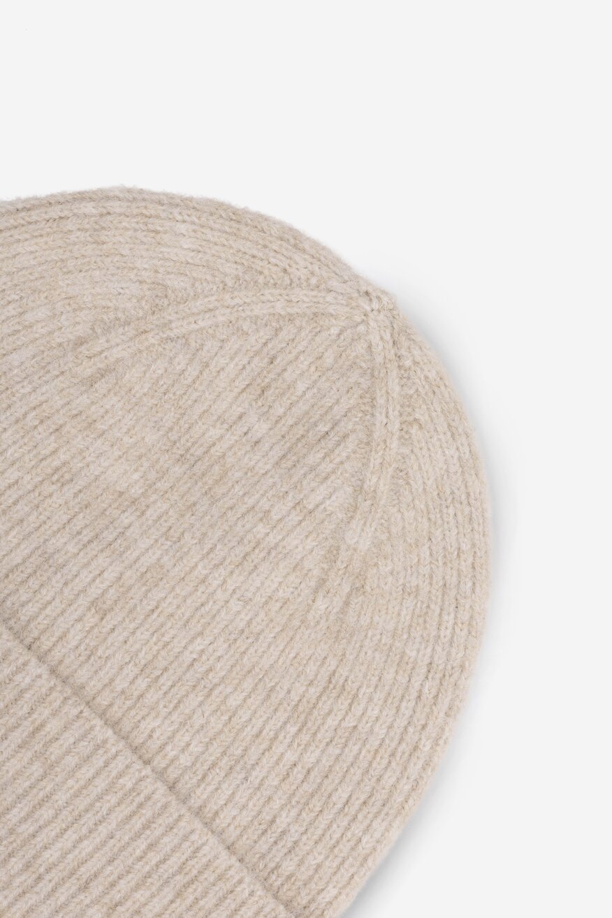 Czapka damska Jenny Fairy 4W3-018-AW23 Beżowy