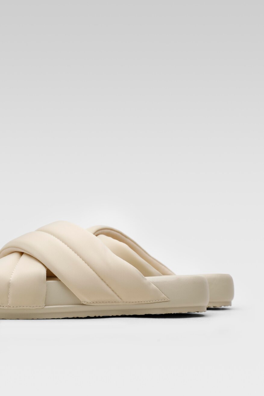 Klapki Jenny Fairy AJK0514-1 Beżowy