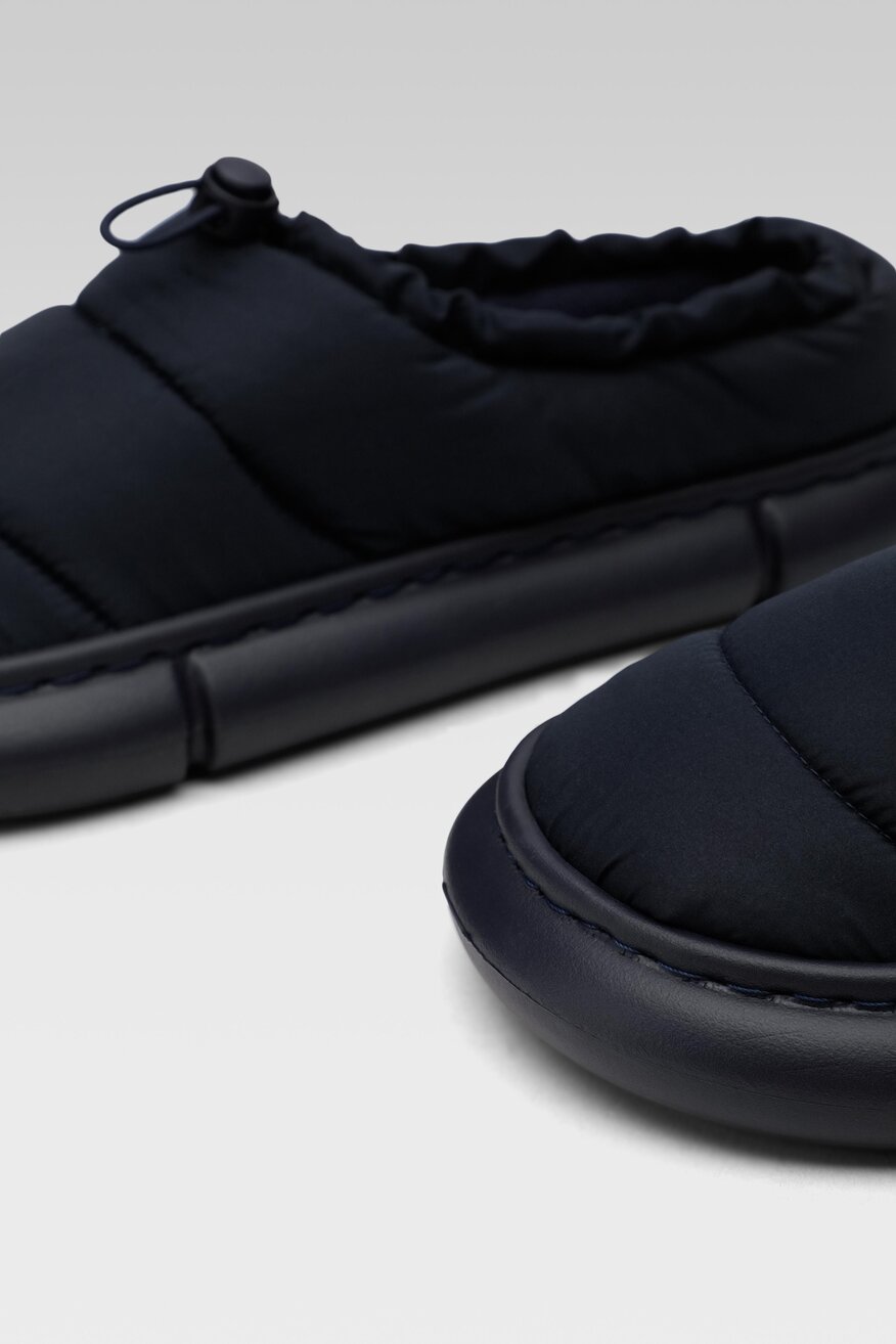 Kapcie Sprandi B75035. Granatowy