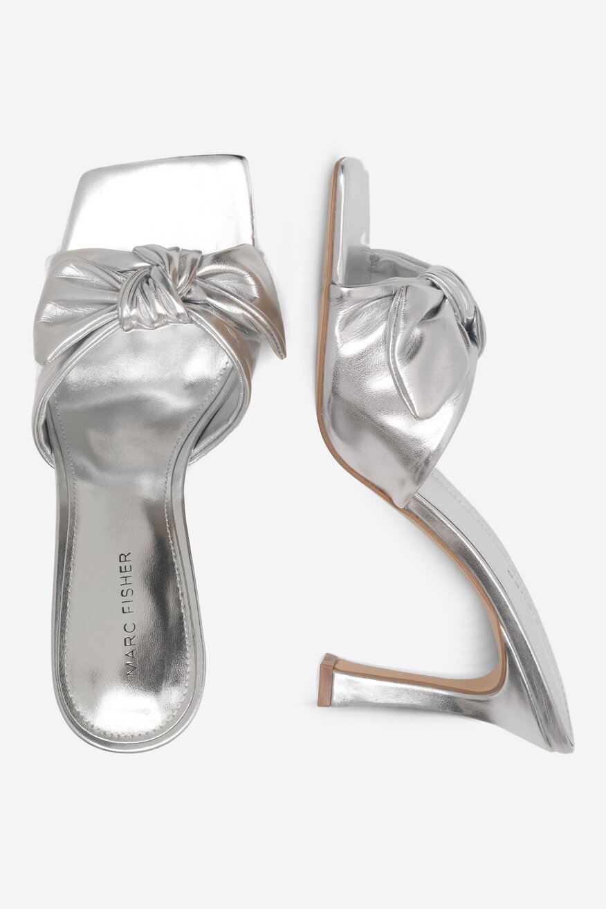 Klapki MARC FISHER F-DEMAR SILSY Srebrny