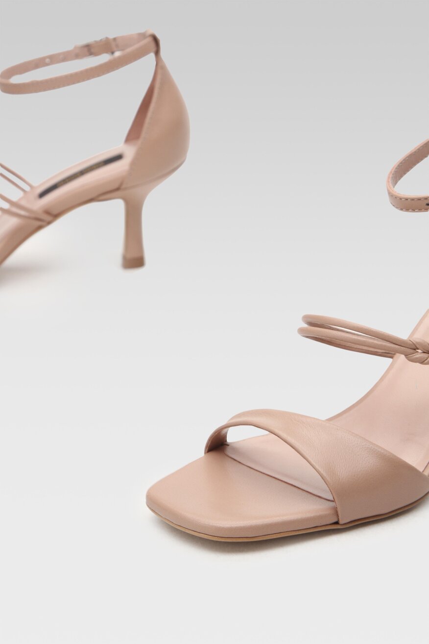 Sandały Gino Rossi 1915-766.925 Beżowy