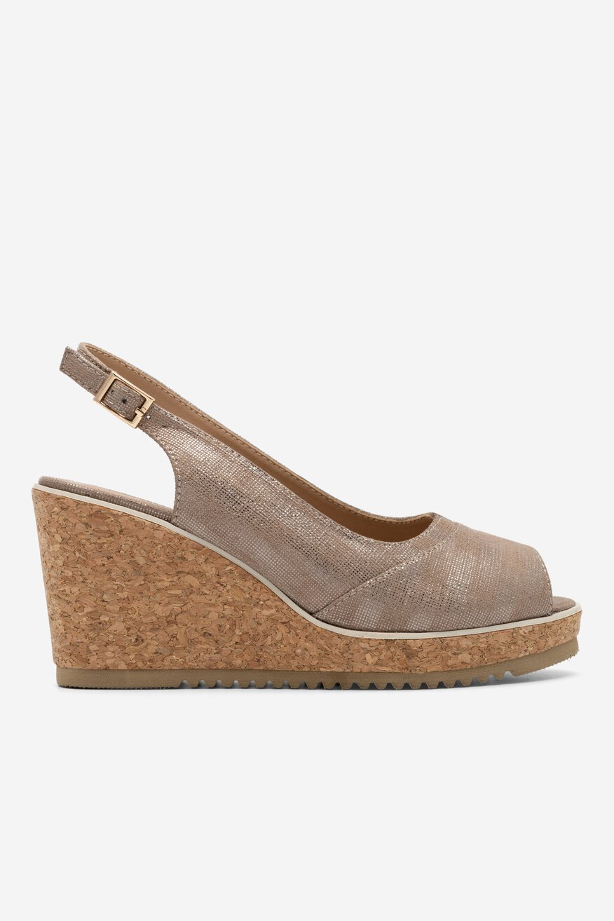 Sandały Clara Barson SUSIE WS22257-02 Złoty