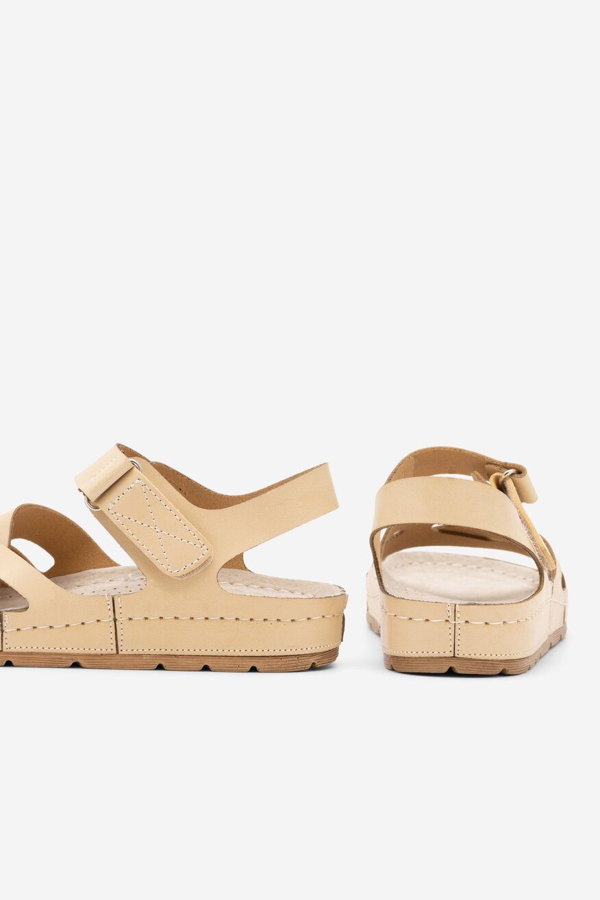 Sandały Go Soft GRETA WS121-04 Beżowy