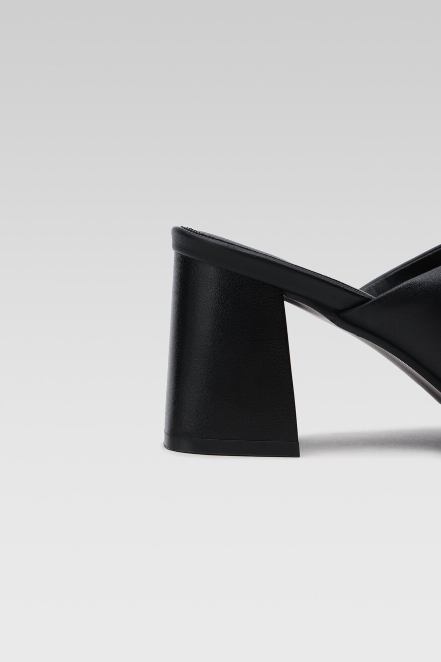 Klapki Sergio Bardi WYL3354-2Z-SB Czarny