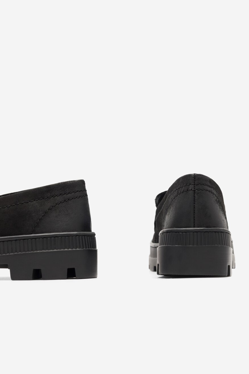 Półbuty Lasocki PUSZAN WI23-PUSZAN-19 Czarny