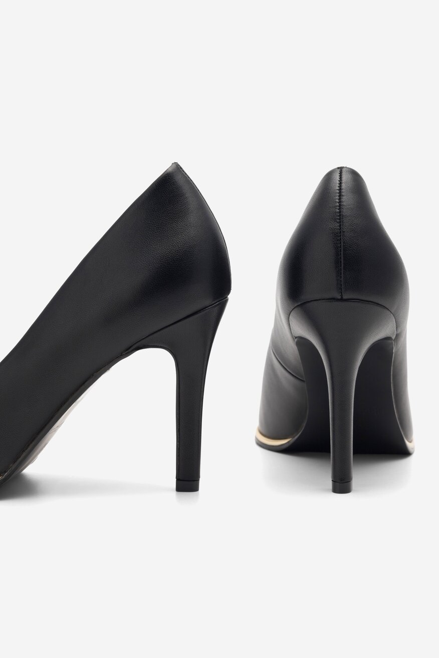 Czółenka Clara Barson ABI WYL3559-1 Czarny