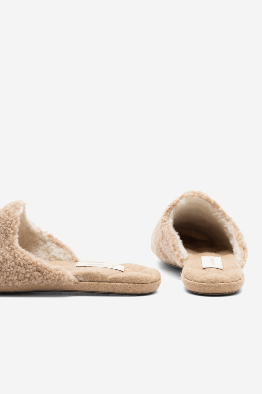 Kapcie SAM EDELMAN H5744F3200 Camel