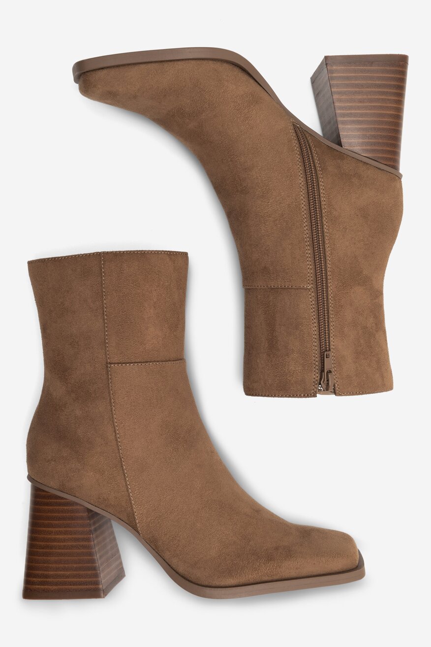Botki NINE WEST KASIM ZR117-2 Brązowy