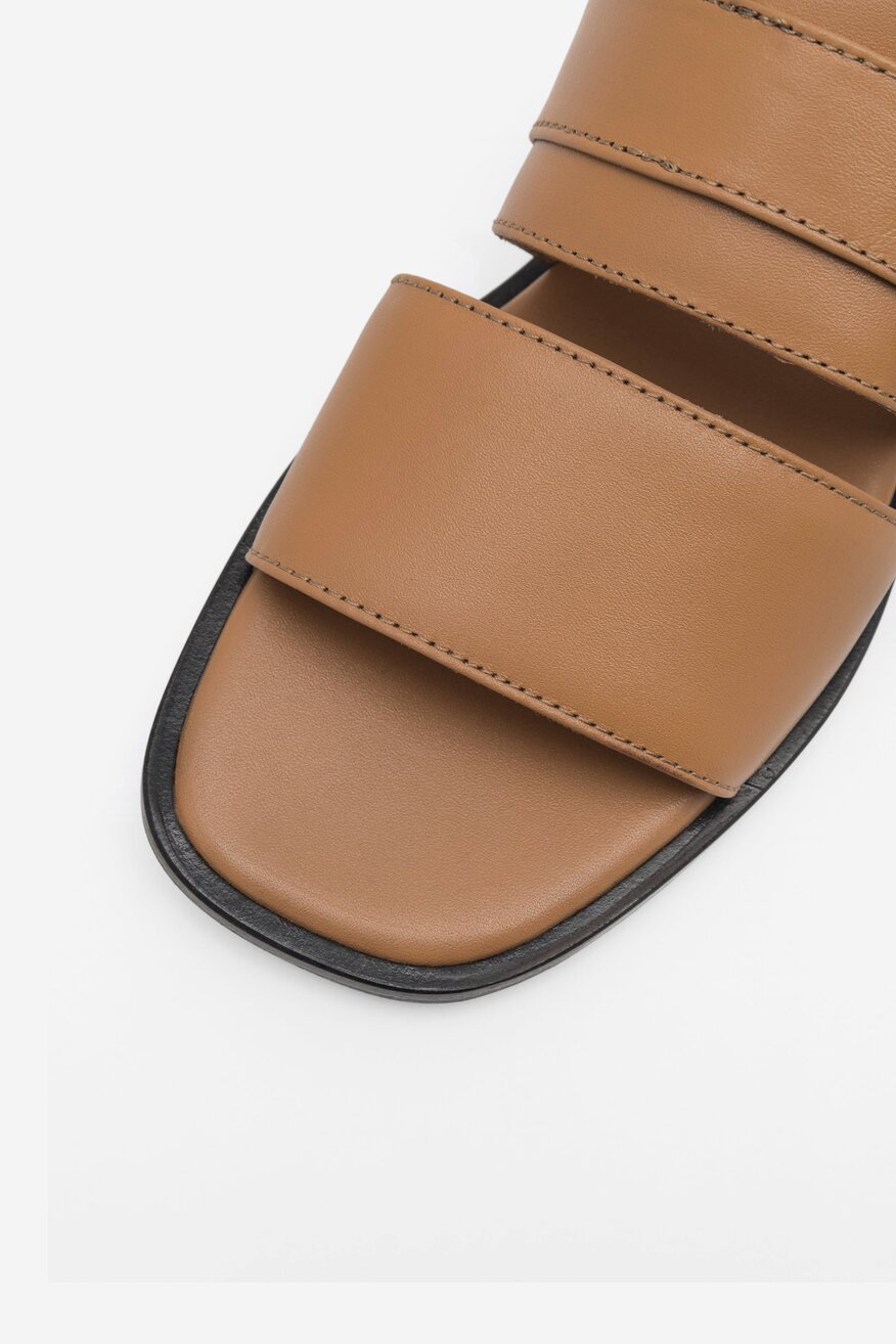 Klapki Gino Rossi NICOLA-23731 Camel