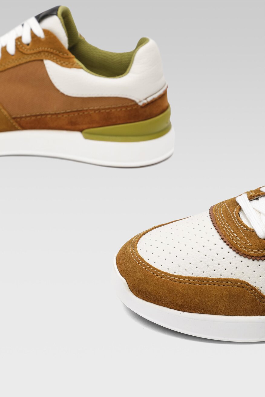 Półbuty Clarks 26164247 Camel