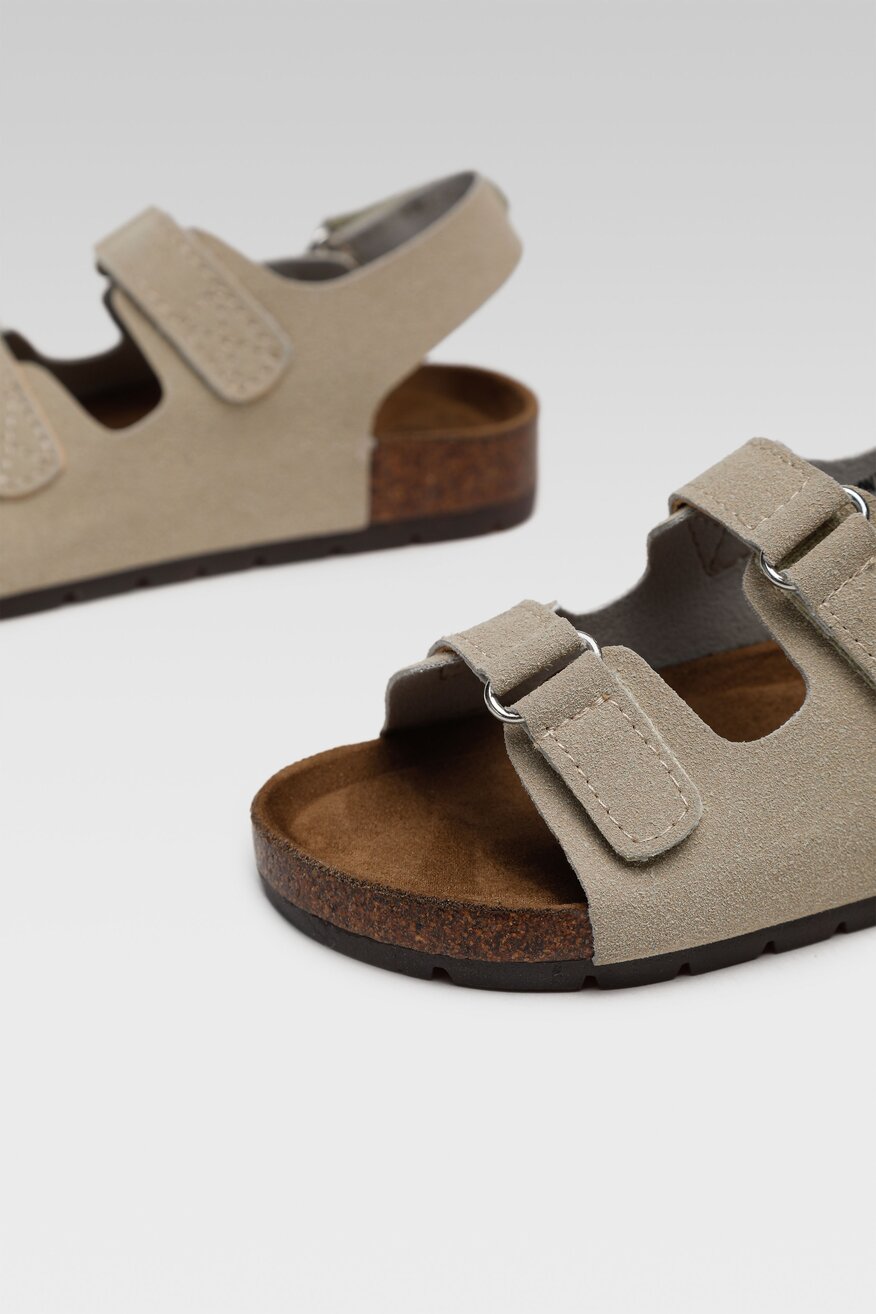 Sandały Action Boy AVO-320-004 Beżowy