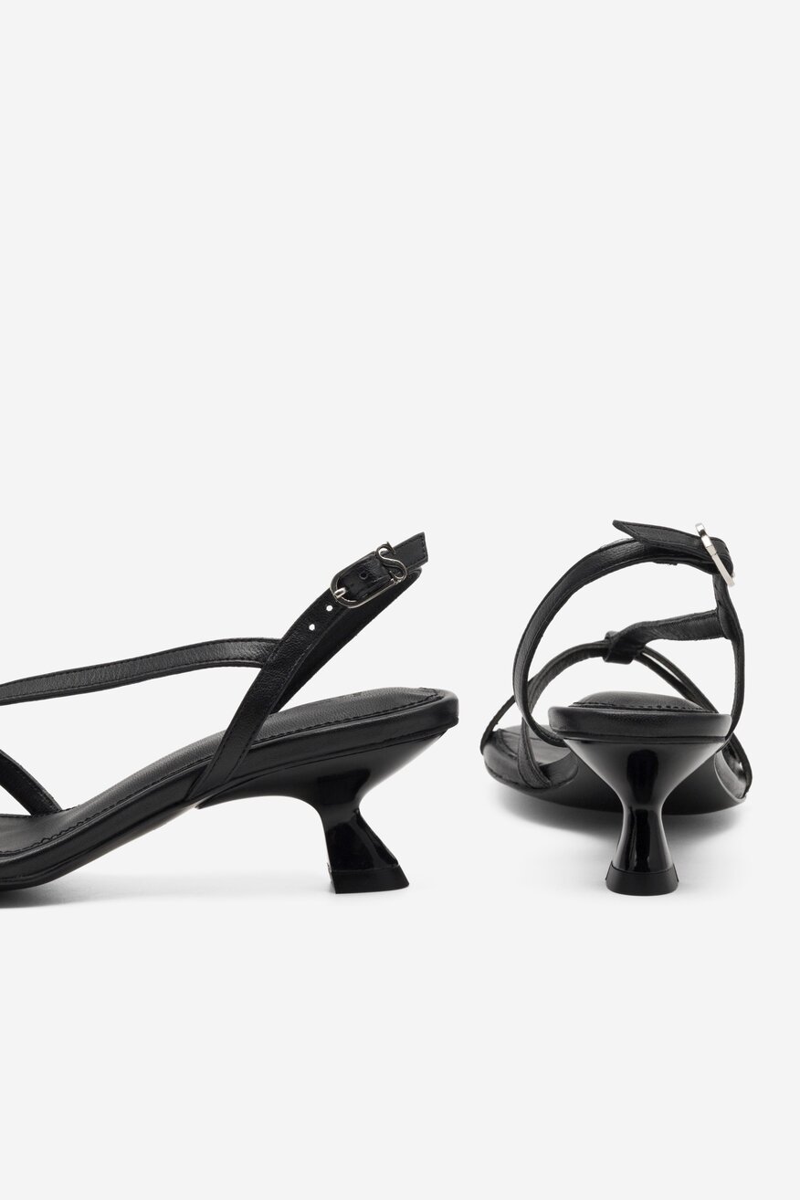 Sandały SIMPLE 107171 Czarny