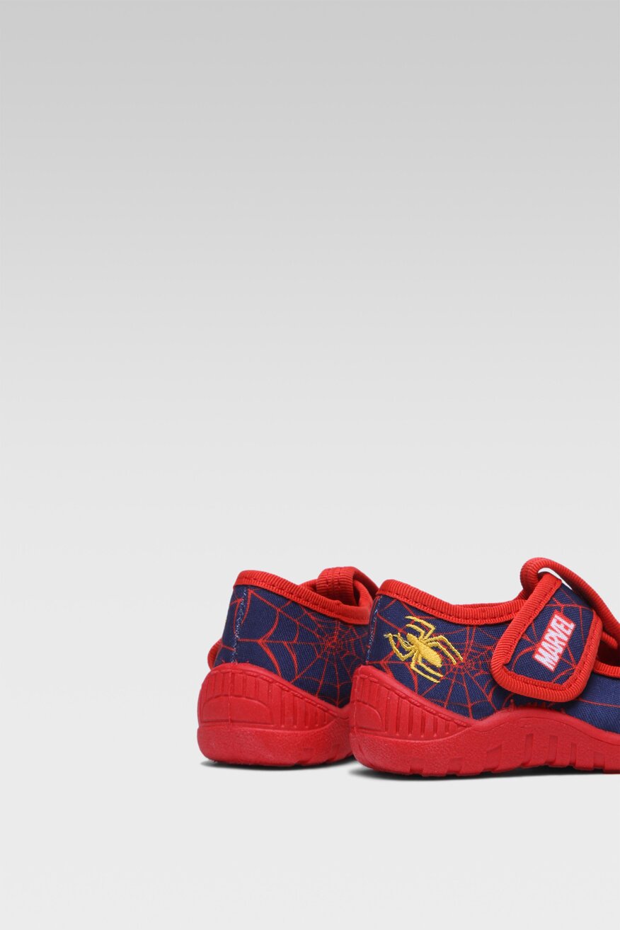 Kapcie Spiderman MB SS23-17SPRMV Czerwony