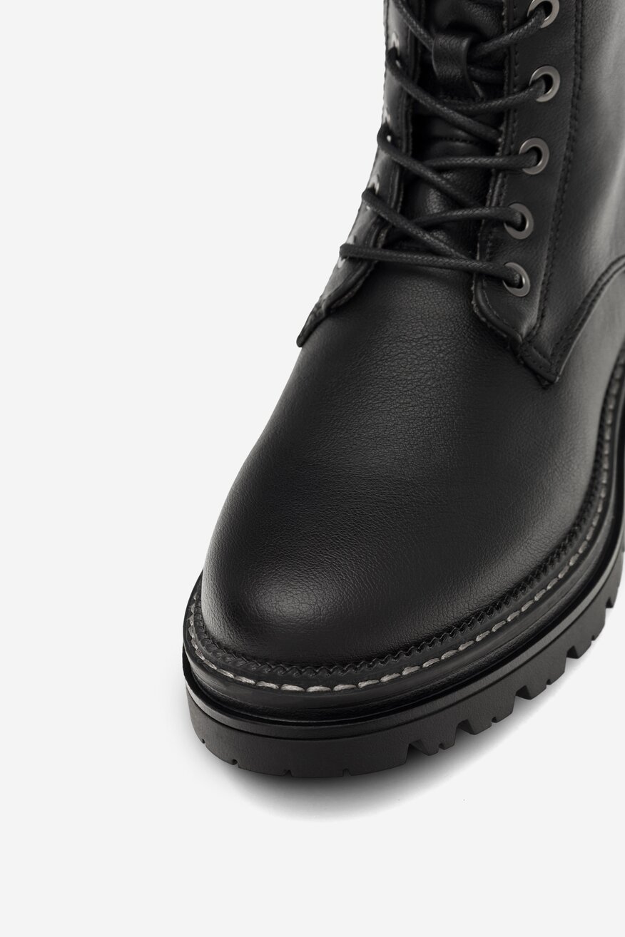 Trzewiki Mustang 1398-507 Czarny