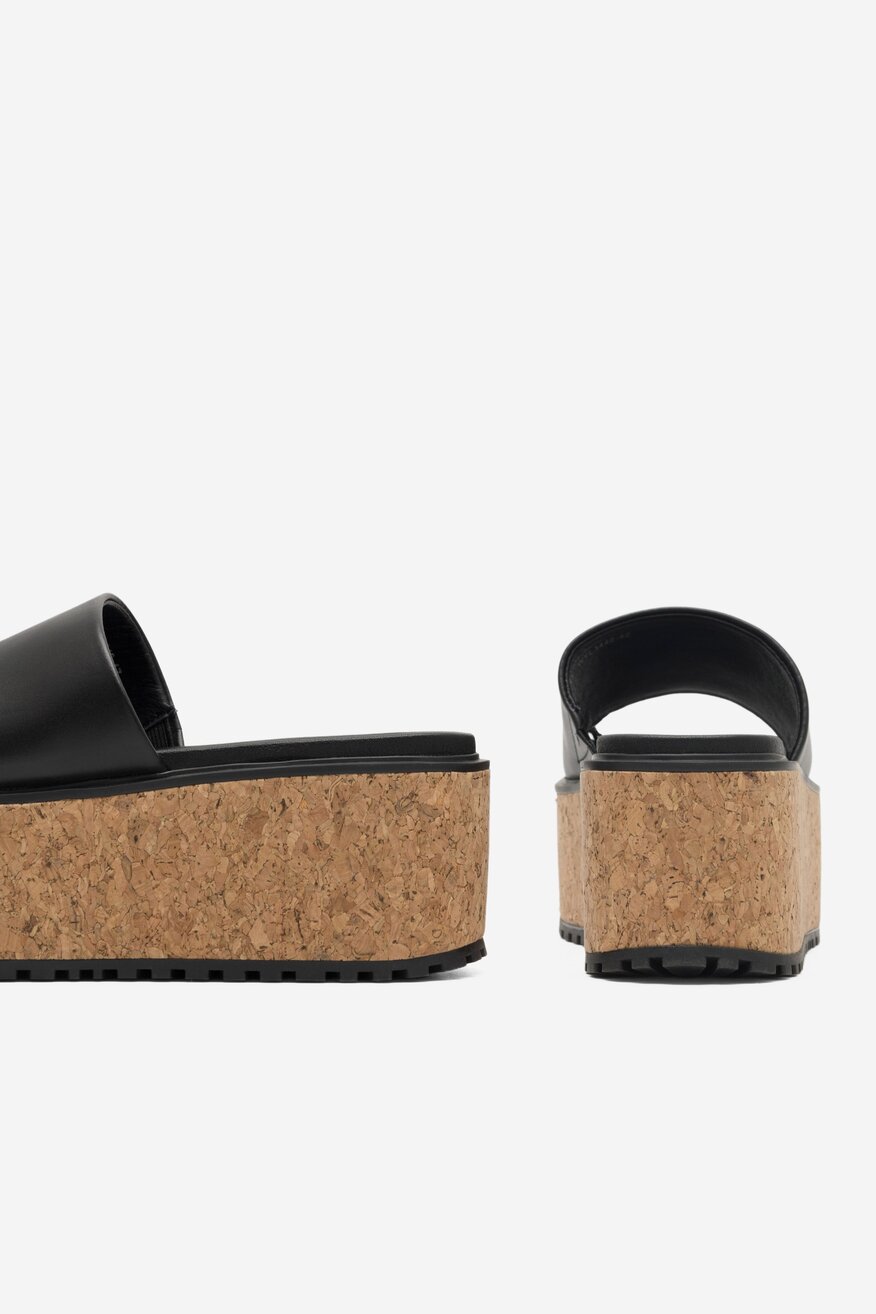 Klapki Lasocki WYL3440-4Z Czarny