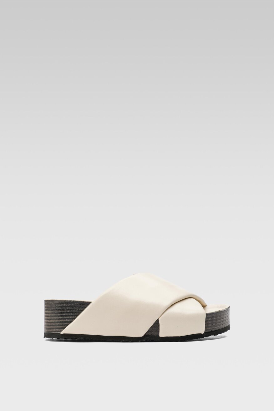 Klapki Gino Rossi 22SS20 Beżowy