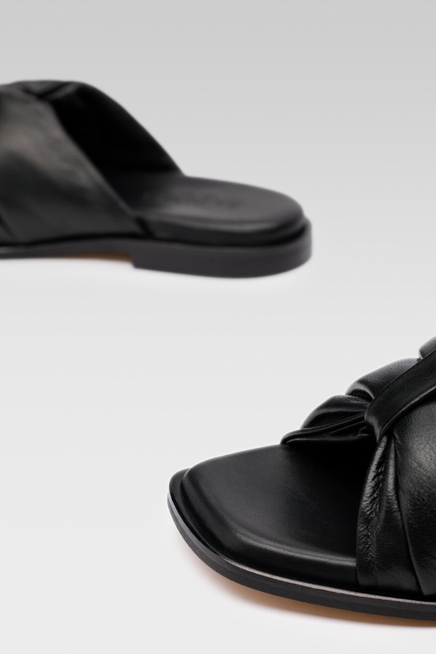 Klapki Badura 20674 Czarny