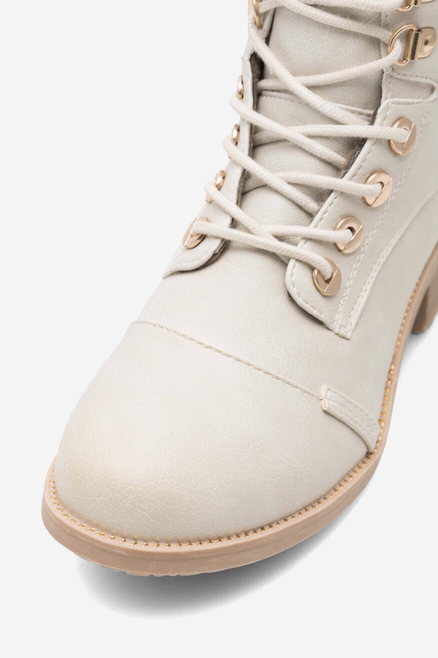 Trzewiki Mustang 1402-501 Biały