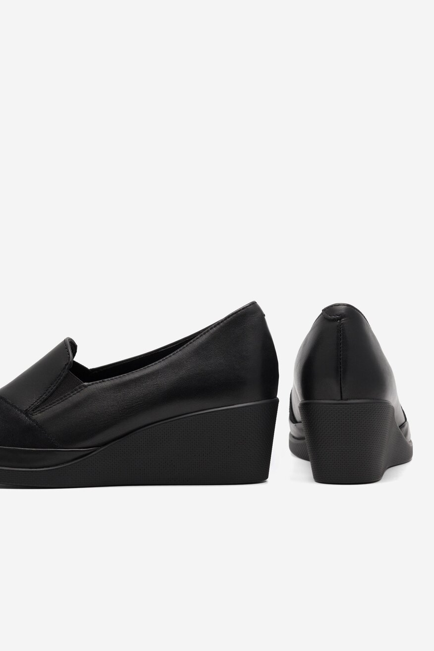 Półbuty Go Soft EST-295-08 Czarny