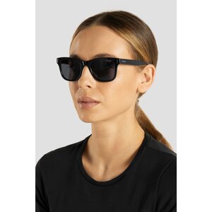 Okulary przeciwsłoneczne z filtrem UV-3