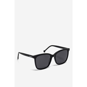 Okulary przeciwsłoneczne z filtrem UV-3