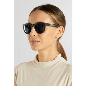 Okulary przeciwsłoneczne z filtrem UV-3