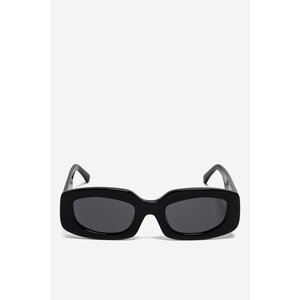 Okulary przeciwsłoneczne z filtrem UV-3