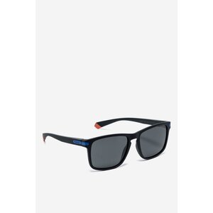 Okulary przeciwsłoneczne z filtrem UV-3