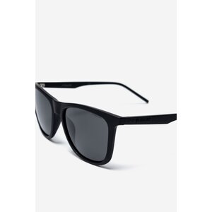 Okulary przeciwsłoneczne z filtrem UV-3