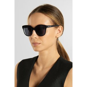 Okulary przeciwsłoneczne z filtrem UV-3