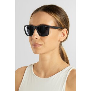 Okulary przeciwsłoneczne z filtrem UV-3