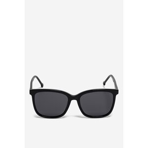 Okulary przeciwsłoneczne z filtrem UV-3