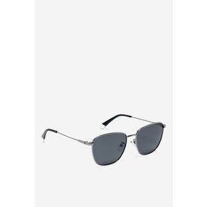 Okulary przeciwsłoneczne z filtrem UV-3