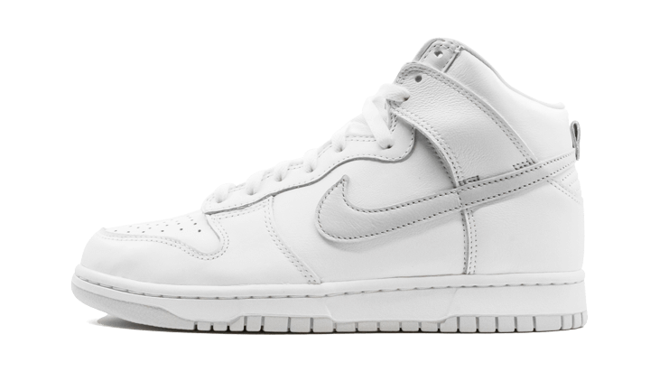 NIKE Dunk High Pure Platinum