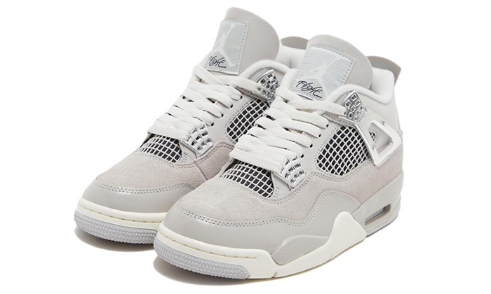 Air Jordan 4 'Frozen Moments'