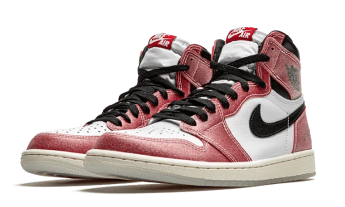 Air Jordan 1 Retro High Trophy Room Chicago (Friends & Family)