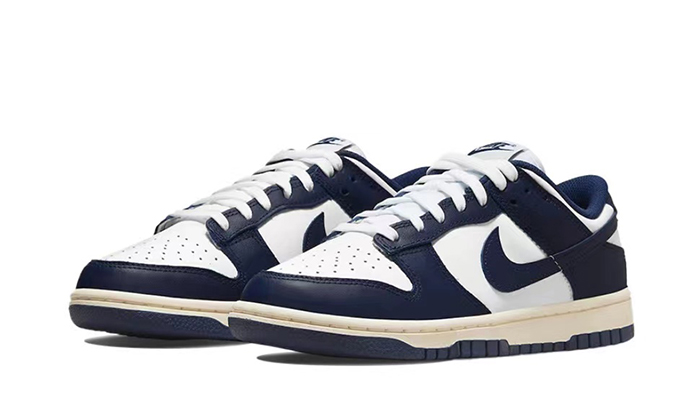 Nike Dunk Low Vintage Navy (W)