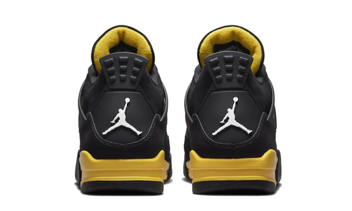 Air Jordan 4 Retro Thunder (2023)