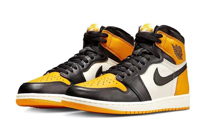Air Jordan 1 Retro High OG Yellow Toe