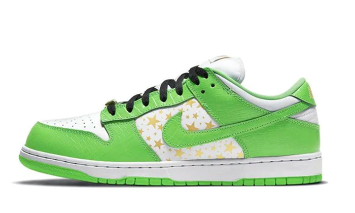 Supreme x Nike Dunk Low OG SB QS Mean Green